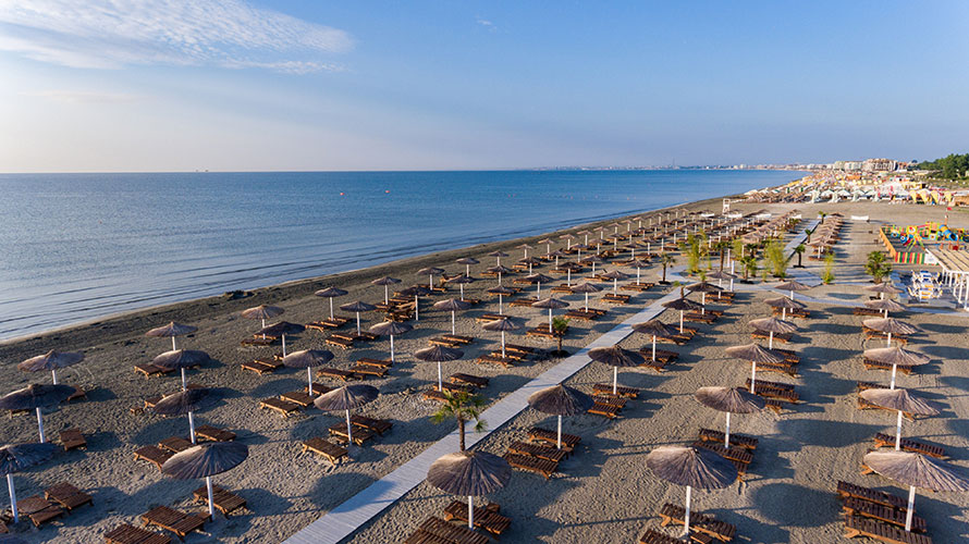 2-Nautic-Family-Club-plaja-privata